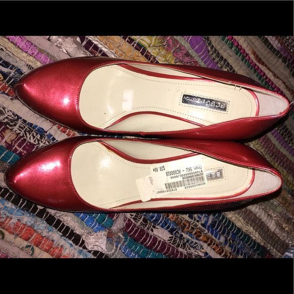 Red Heels - Picture 2 of 7